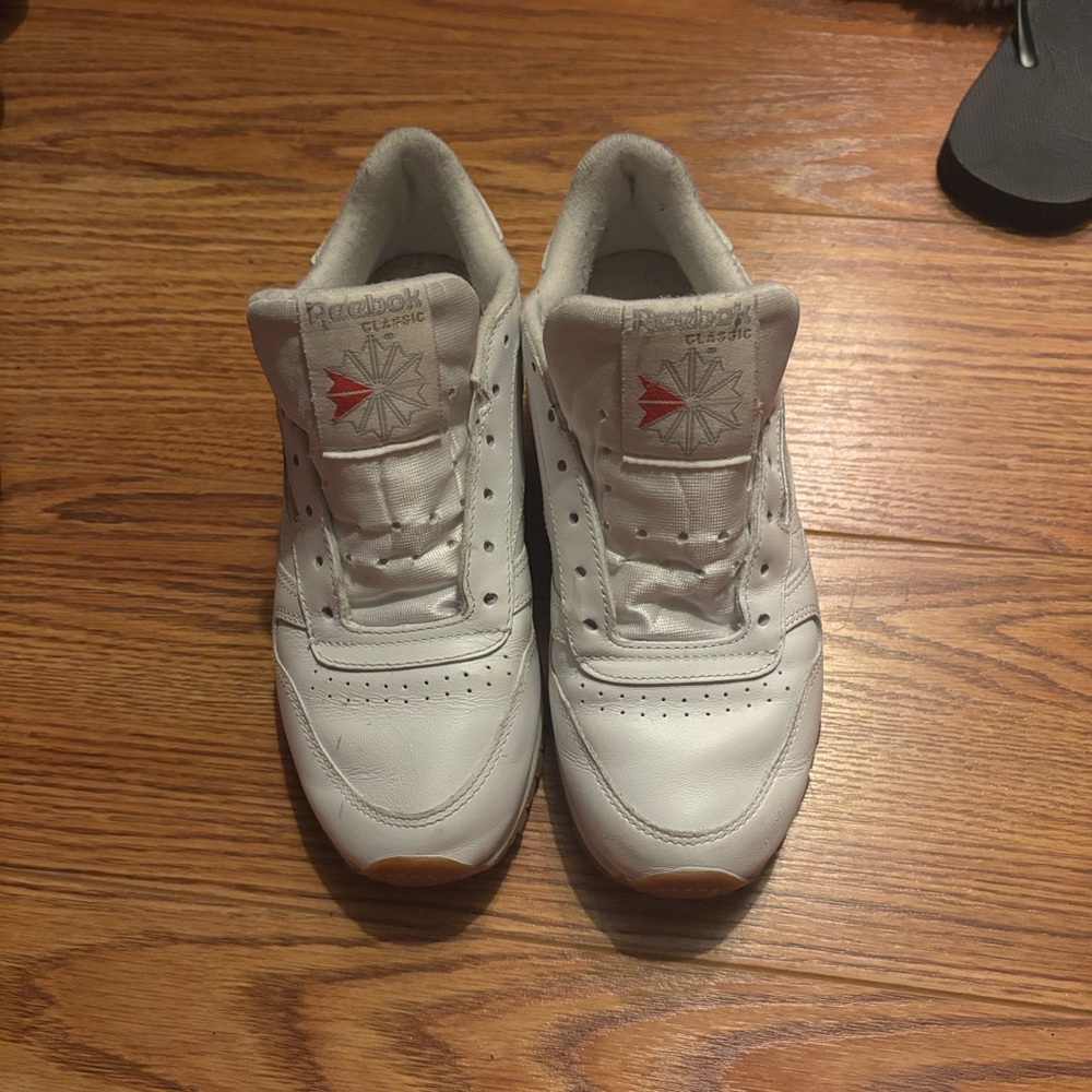 Reebok White Athletic Shoes